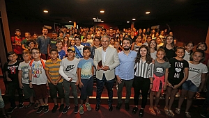 Akpınar, dünya gençleriyle bir araya geldi