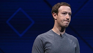 Facebook hissedarlarından Mark Zuckerberg'e dava!