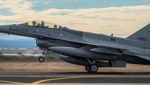 Irak savaş uçakları PKK'ya bomba yağdırdı