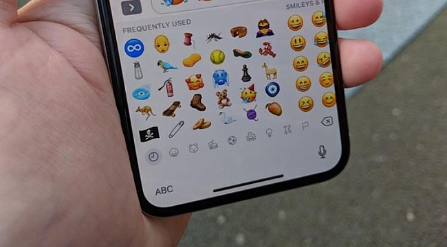Telefonlara nazar boncuğu emojisi geldi!