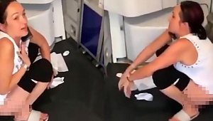 Uçakta rezalet! Herkesin gözü önünde...