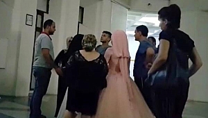 Düğün konvoyuna şok baskın! Damat gelini böyle bıraktı...