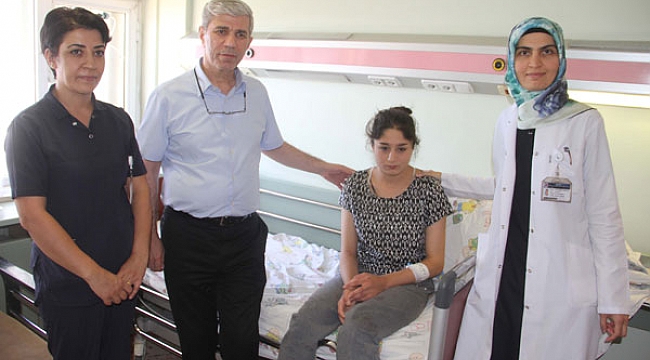 Elazığ'da akıl almaz olay! Üzerine kedi atlayınca 15 iğne yuttu