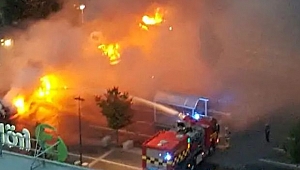 İsveç'in Göteborg kentinde 80 araç yakıldı