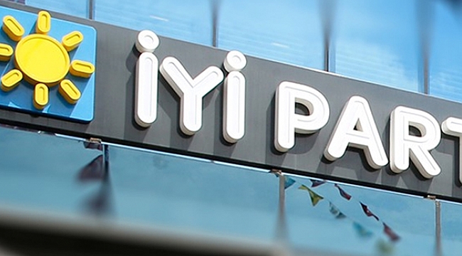 İYİ Parti'den bir istifa daha!