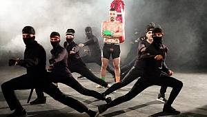 KİCK BOKS ŞAMPİYONU, RAPÇİ OLDU!