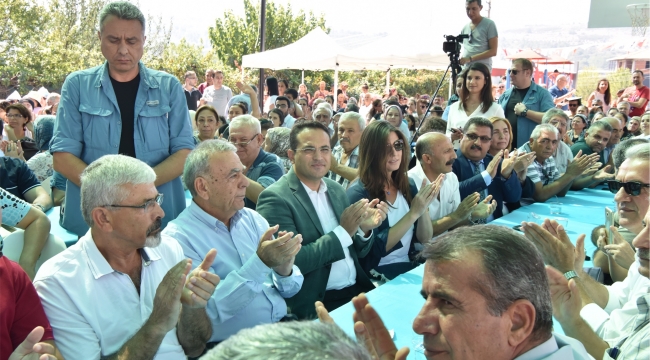 Bornovalıların aşure buluşması