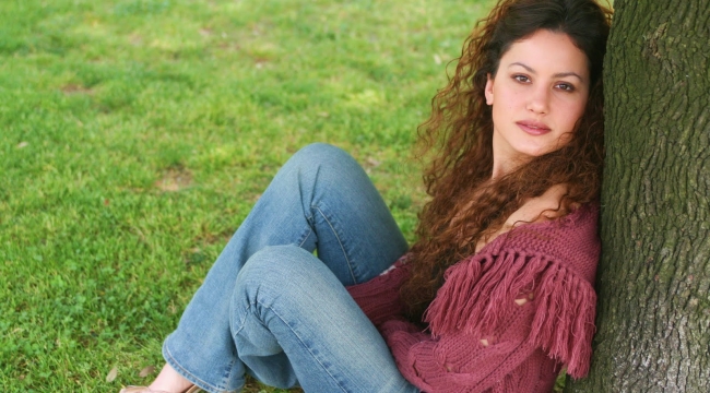 Yıldız Asyalı'nın gizemli dövmesi