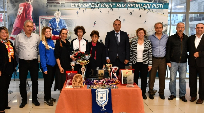 İzmirli Efe 35. madalyasını kazandı