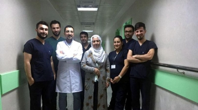 Sol göğsünden 1 kiloluk dev kitle çıktı