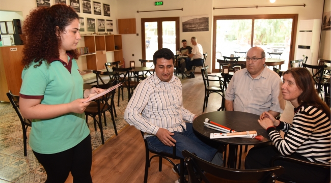 Bornova’da görme engellilere özel menü