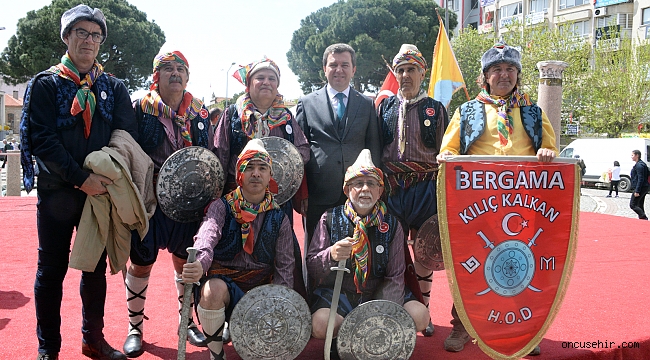 Atatürk'ün Bergama'ya gelişinin 85. yıl dönümü törenle kutlandı
