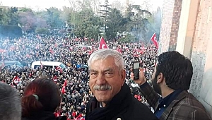 CHP İzmir Millet Vekili Beko, Yerel seçim sonuçları için açıklamada bulundu