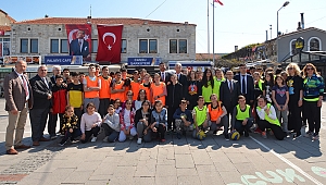Foça'da ‘Geleneksel Çocuk Oyunları Şenliği’