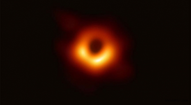 İşte çekilen İlk kara delik fotoğrafı