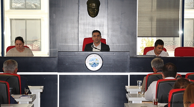 Menderes Belediyesi'nin İlk Meclis'i Gerçekleşti