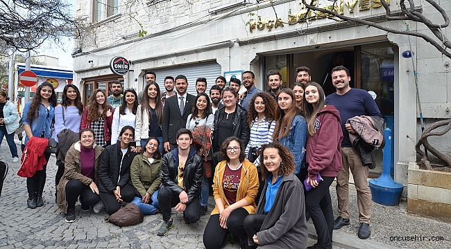 Mimarlık Fakültesi öğrencileri Foça'da Teknik İnceleme Gezisi yaptı