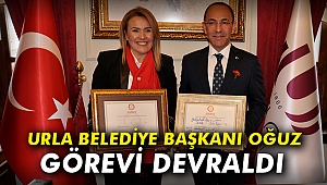 Urla Belediye Başkanı Oğuz, görevi devraldı