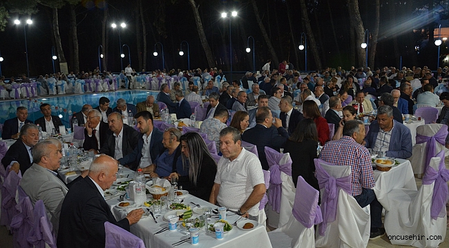 İESOB’nin iftar sofrasında buluştular