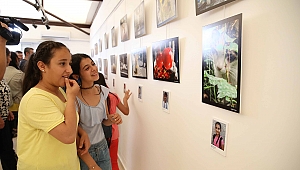 Karşıyakalı çocuklardan fotoğraf sergisi