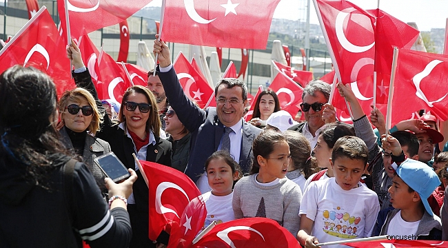 Batur;100 Günde Yüz Güldürdü