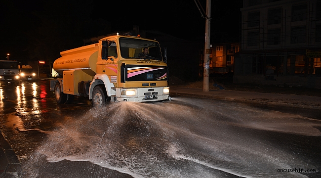 Çiğli’de Harmandalı sokakları yıkandı