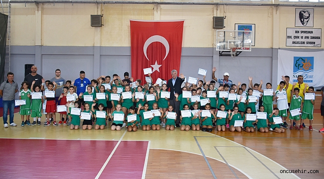 Narlıdere’nin yaz okullarına 600 öğrenci katıldı