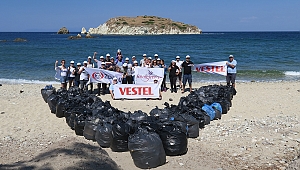 Kıvılcımlar Hareketi, Foça’da kıyı temizliği yaptı
