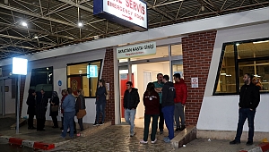 Arnavutluk'taki depremde yaralanan Türk uçakla İzmir'e getirildi