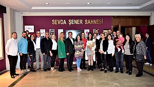 Atatürk'ü anlatan oyuna büyük ilgi: Fikriye ve Latife Kuruluşun ve Kurtuluşun Hafızası