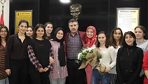 Başkan Sandal, öğretmen ve öğrencilerle buluştu