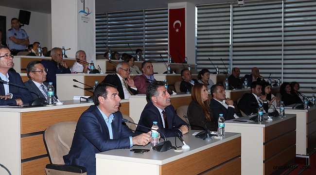 Bayraklı'da Smyrna sahille buluşacak