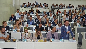 Büyükşehir'de Üç İstifa