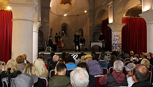 Çeşme’de caz rüzgarı