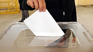 CHP İzmir'de seçim mesaisi devam ediyor: İlk sonuçlar geldi...