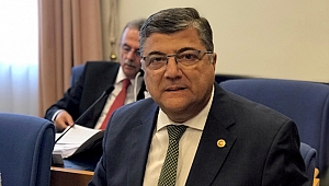 “Hastanelerin şirket, hastaların müşteri olduğu bir sağlık sistemi inşa ettiler”