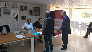 Karşıyaka'nın Nergiz Mahallesi'nde seçim başladı!