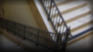 Merdivenlerden düştü, 4 gün sonra öldü