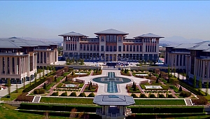 SARAYA GİDEN O İSİM MUHARREM İNCE