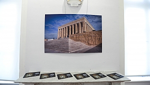 Usta gazeteci Karar’ın objektifinden Anıtkabir sergisine yoğun ilgi