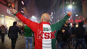 Yer, gök yeşil kırmızı