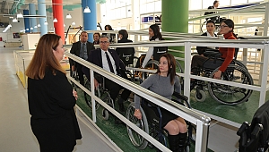 Başkan Arda ve ekibi, engelli bireylerin yaşadıkları zorlukları deneyimledi