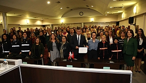 Başkan Tugay 'Kadın Erkek Eşitliği Şartı'na imza attı