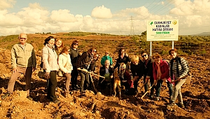 İzmir'de 5 bin fidan toprakla buluştu!