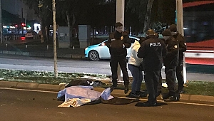 İzmir'de acı son! Otomobilin çarptığı bisikletli metrelerce savruldu