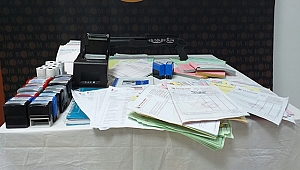 İzmir'deki naylon fatura operasyonunda 4 şüpheli yakalandı