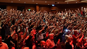 İzmir yeni yıla müzikle merhaba diyor