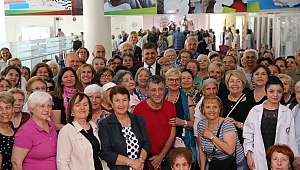 Karşıyaka’nın çınarları sanat kurslarında buluşuyor