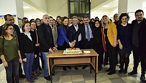 Bornovalı öğretmenlerin sevinç gözyaşları