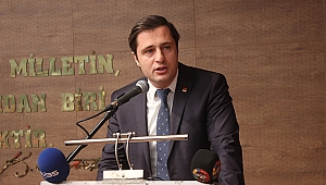 Deniz Yücel: Adamcı siyaset anlayışına geçit vermeyeceğiz